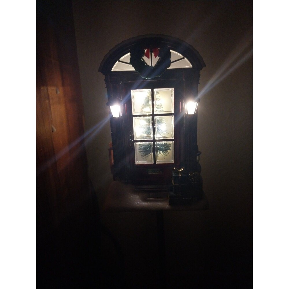 2 Bath & Body Works Christmas Wallflower Projectors - Paris & Red Door House - Picture 12 of 13